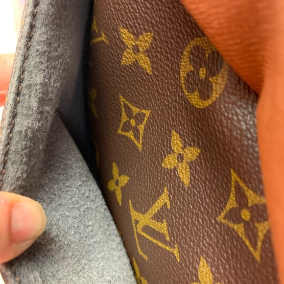 ❗️SOLD❗️🛍Louis Vuitton Jeune Fille GM🛍 - Picture 13 of 16